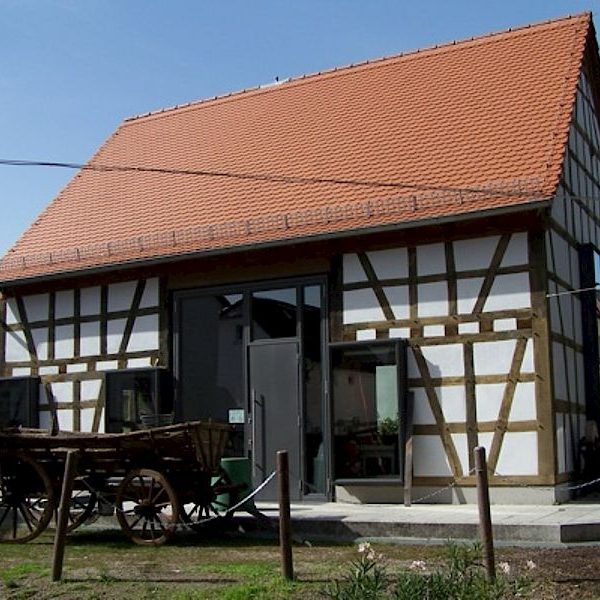 Kulturscheune Stoikeneschd (Storchennest) nach dem Wiederaufbau und Renovierung